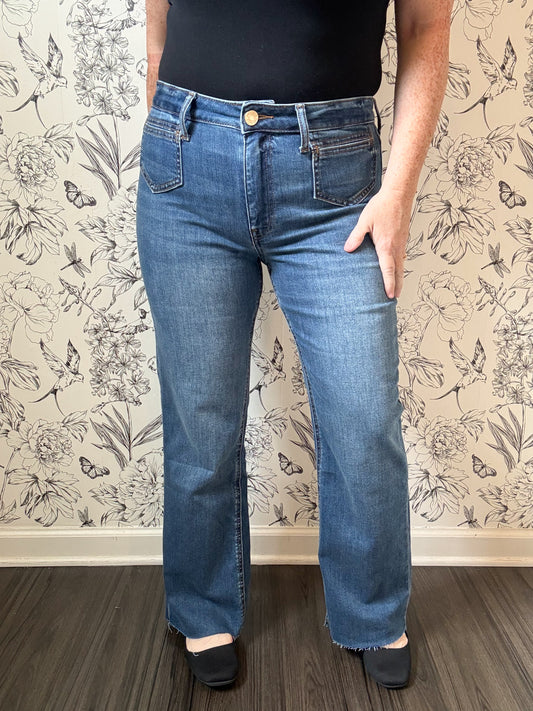 Kelsey in Unbreakable