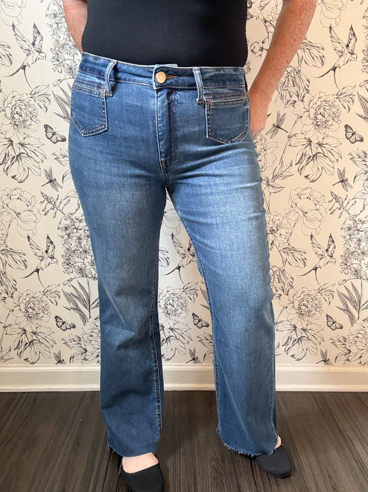 Kelsey Unbreakable Kut from the Kloth front arrow patch pockets