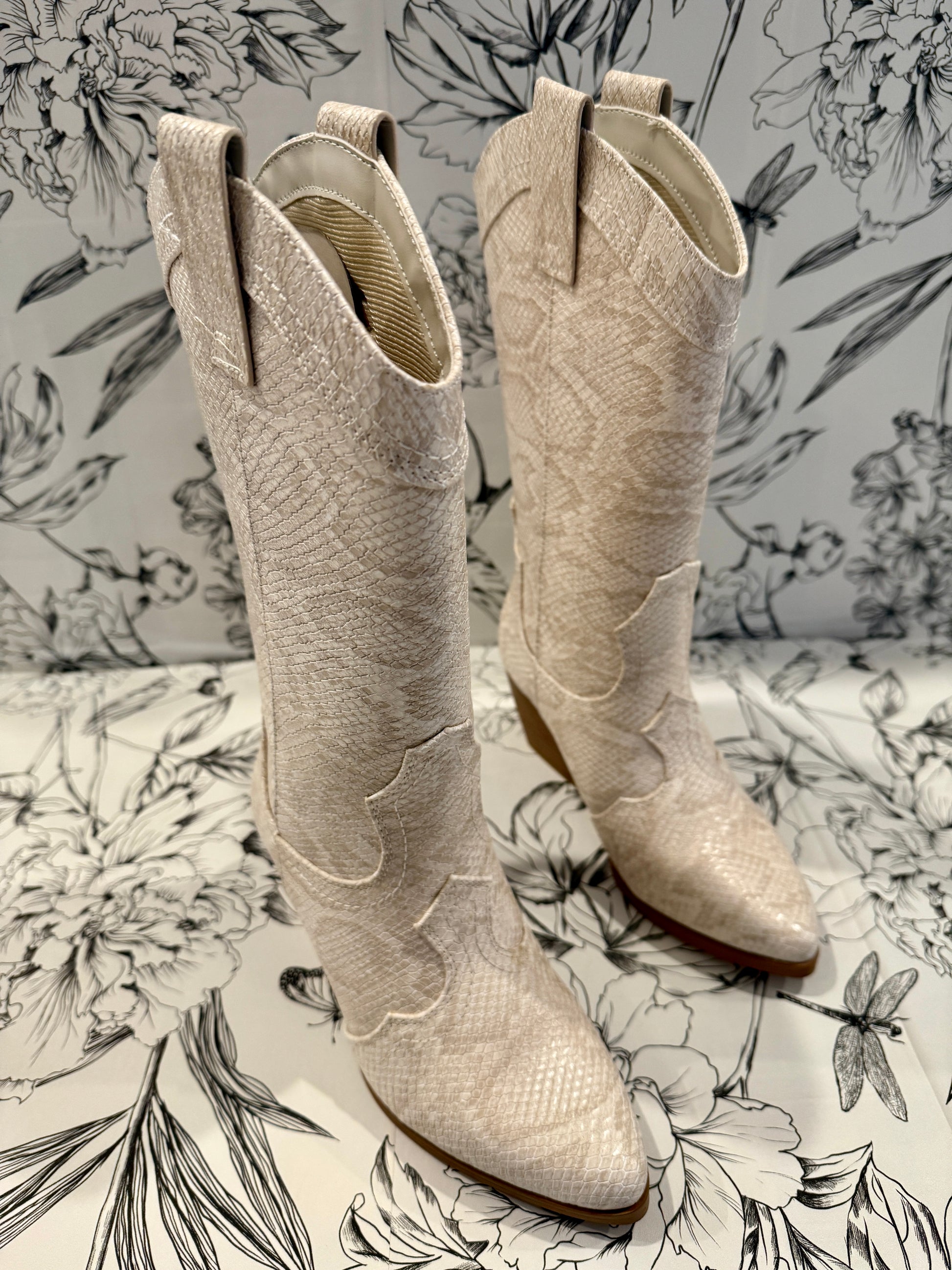 Pearl Rattler Cowboy Boot - Best & Co. Boutique