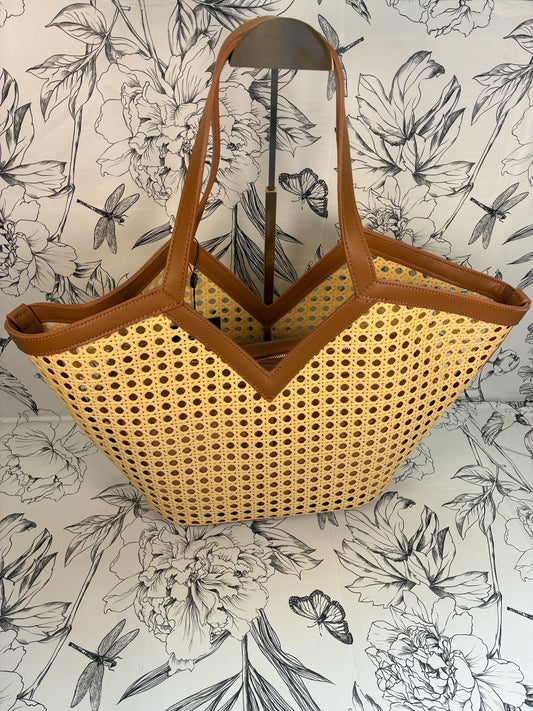 rattan and beige shopper tote