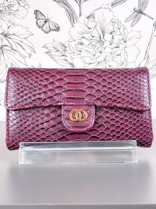 Bianca Faux Alligator Clutch | Burgundy