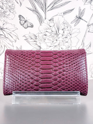 Bianca Faux Alligator Clutch | Burgundy