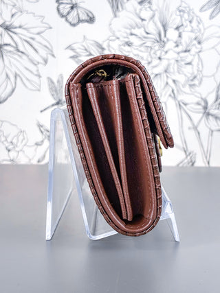 Bianca Faux Alligator Clutch | Chocolate