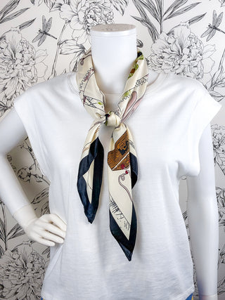 Triangle Scarf Equestrian | White