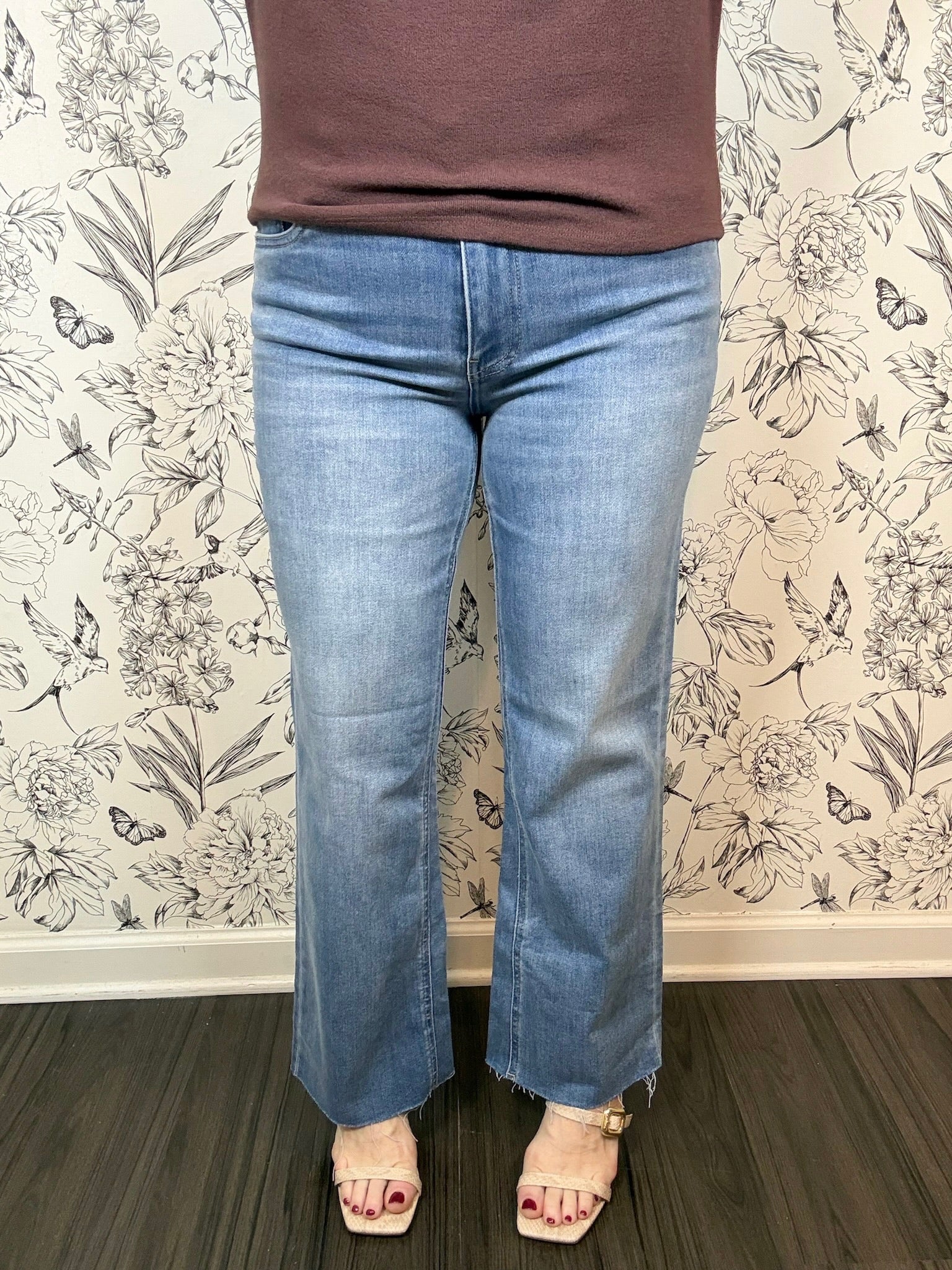 Kelsey Kut from the Kloth in Dignified