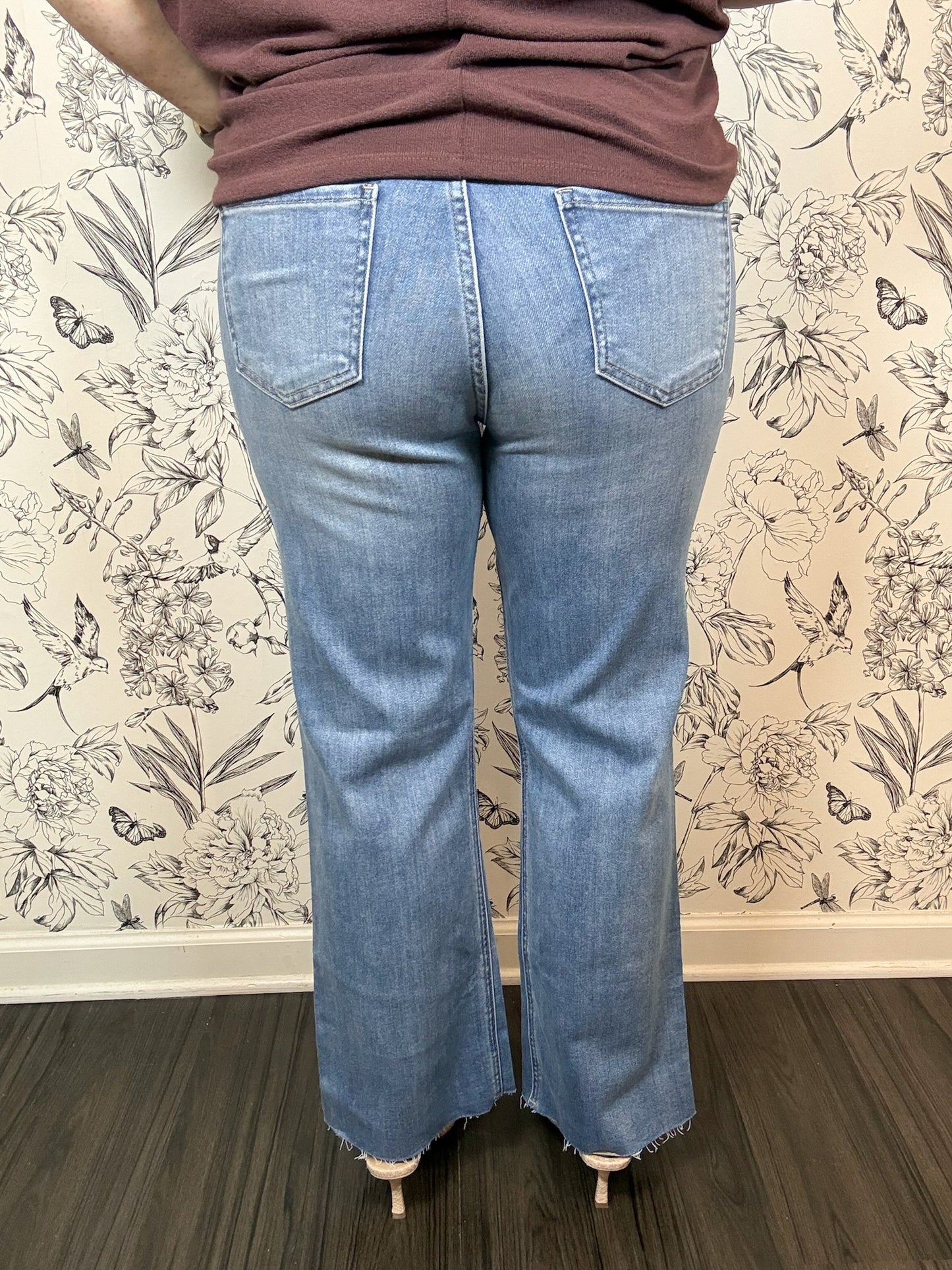 Kelsey Slim Ankle | Dignified