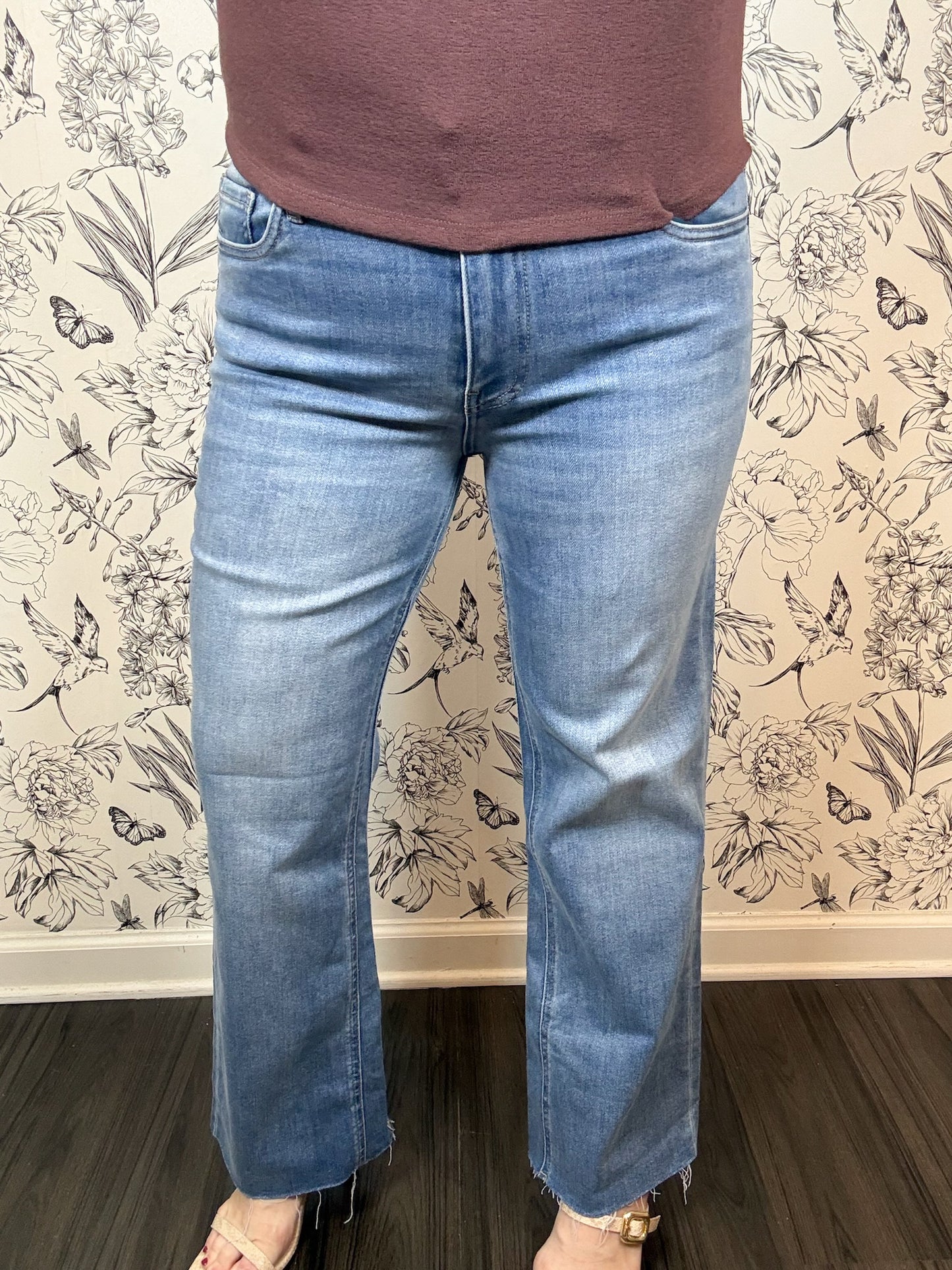 Kelsey Slim Ankle | Dignified