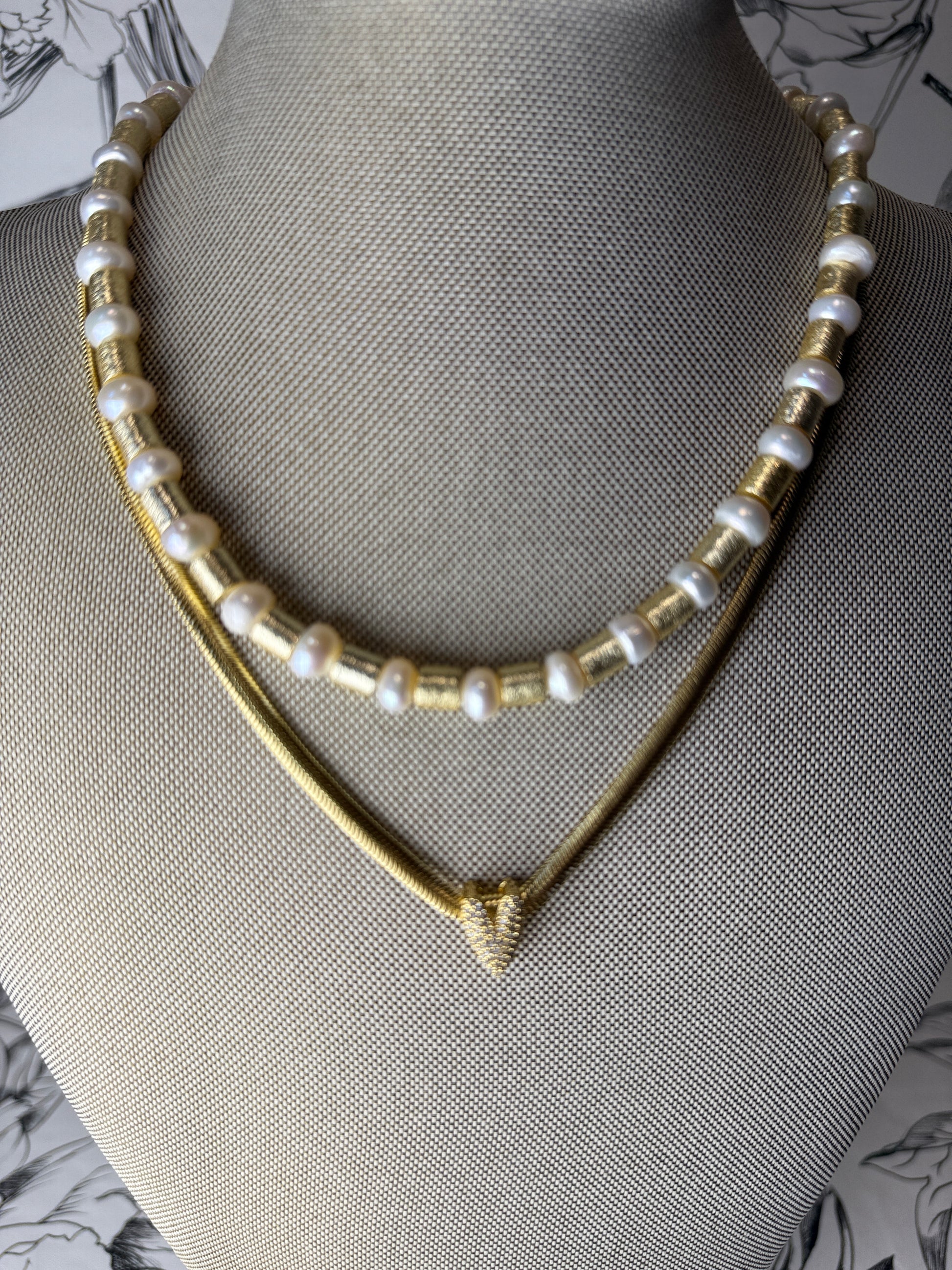 Manhattan Collar Necklace - Best & Co. Boutique