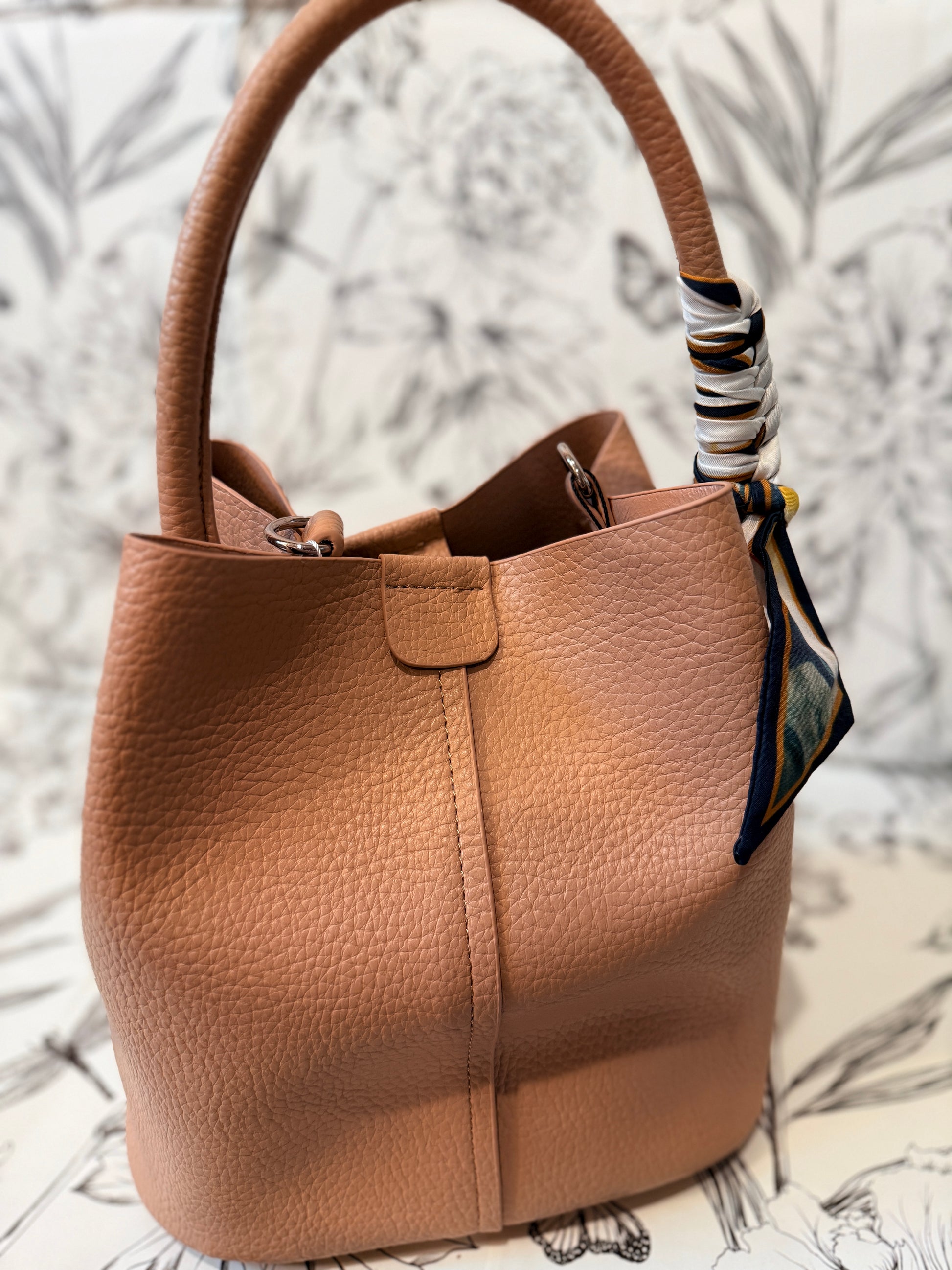 Honey Hobo - Best & Co. Boutique