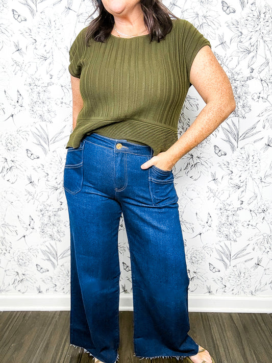 Meg Wide Leg | Director