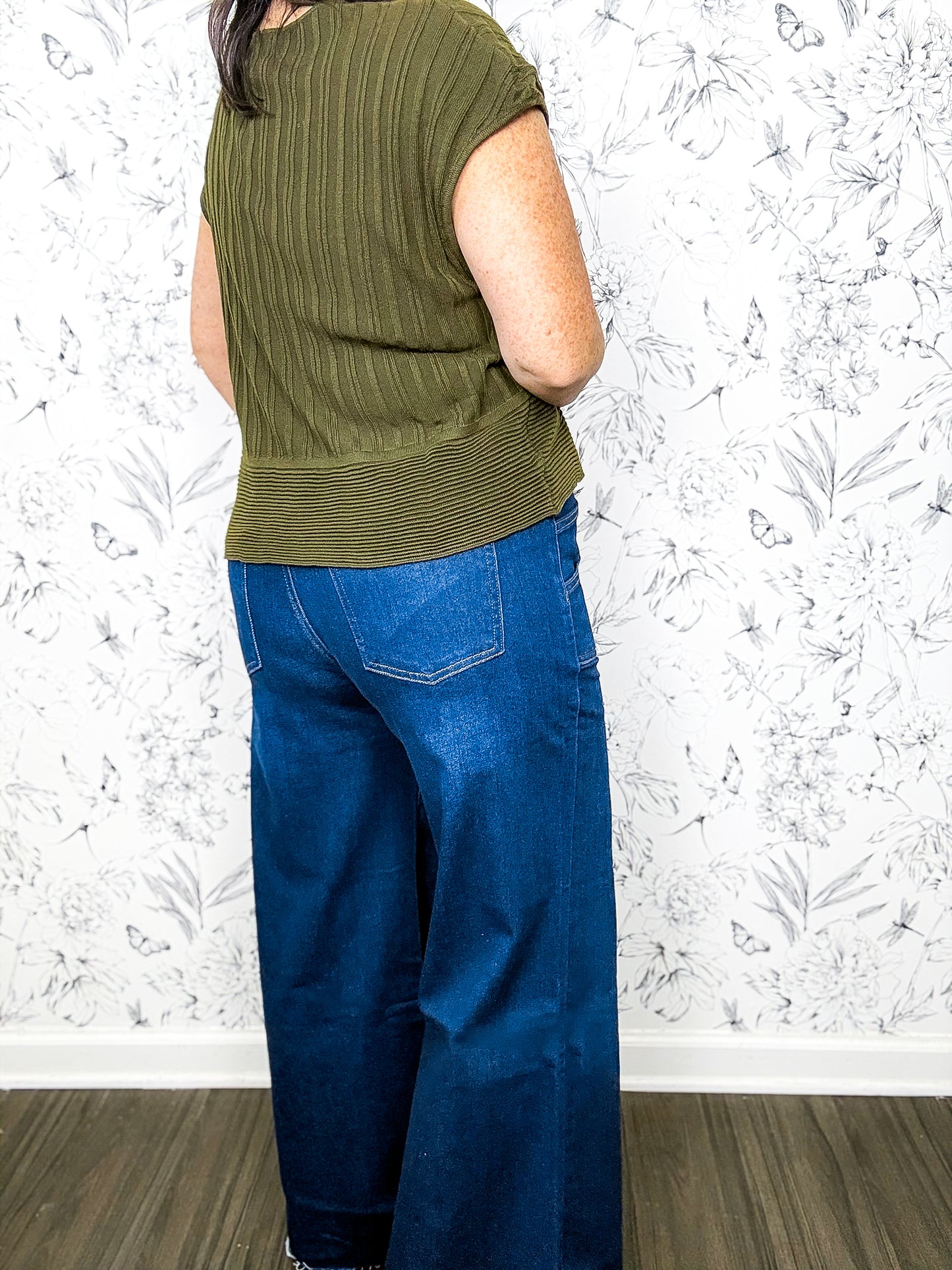 Meg Wide Leg | Director