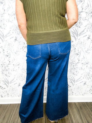 Meg Wide Leg | Director