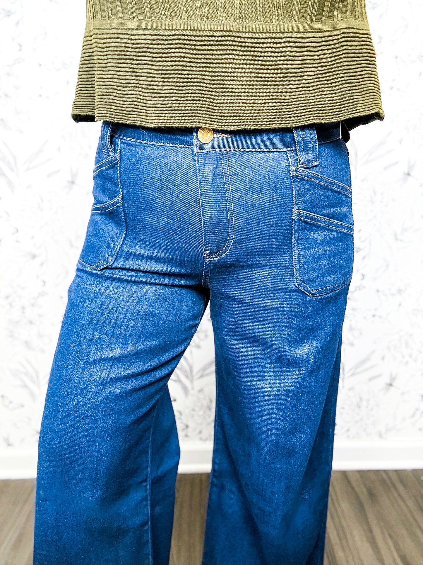 Meg Wide Leg | Director