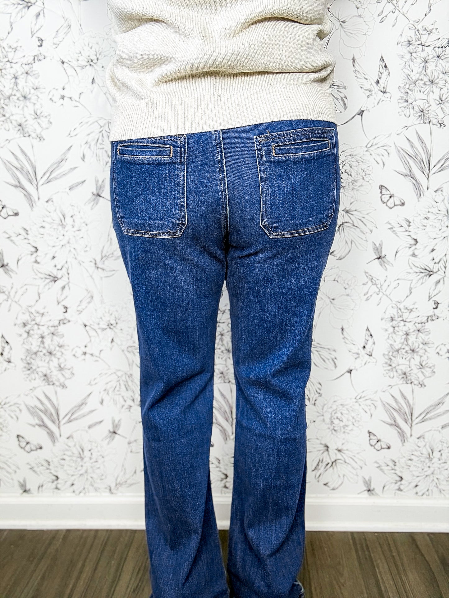 Ana High Rise Flare | Ravishing