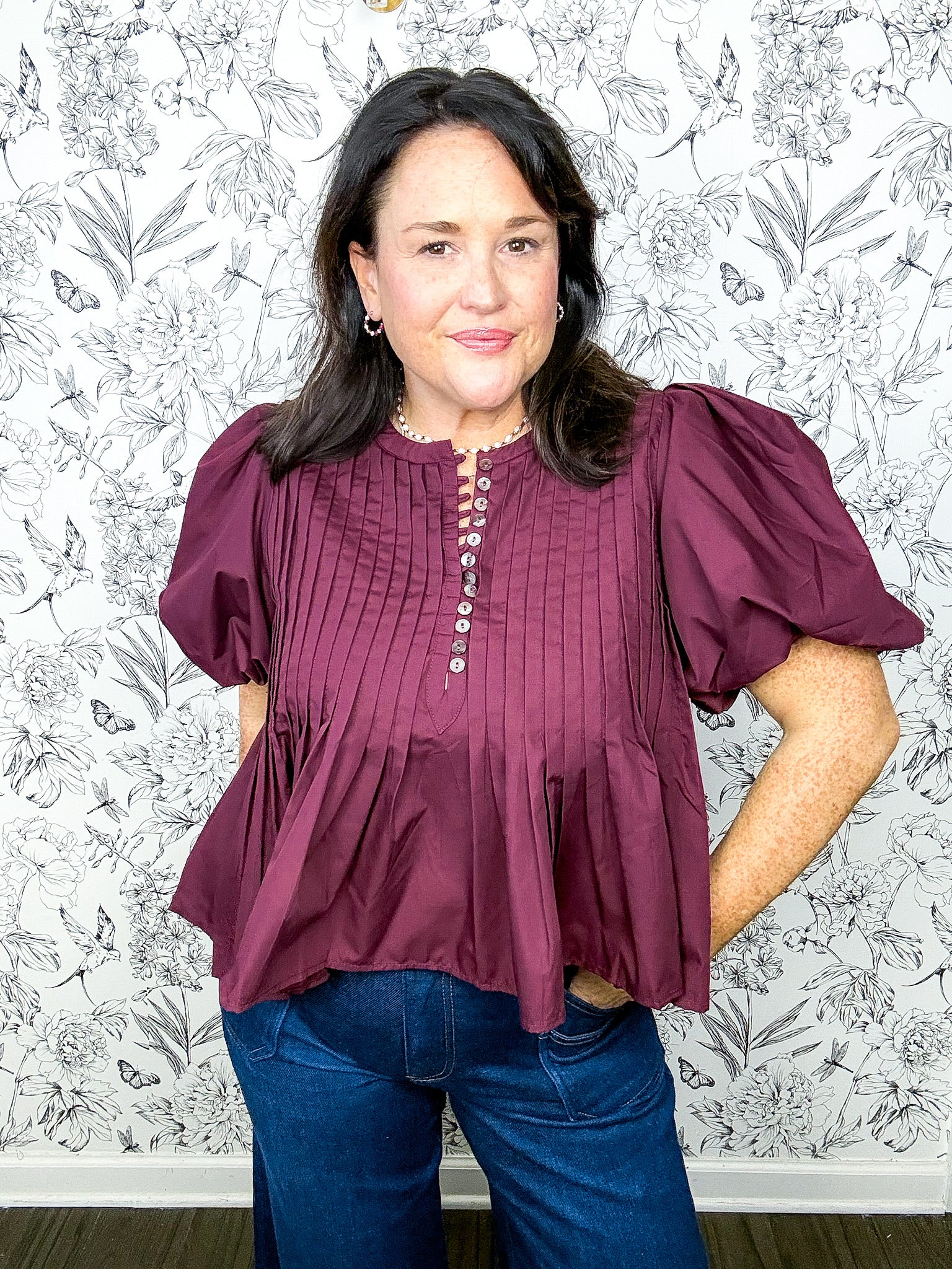 burgandy/merlot pintuck peplum blouse with puff sleeves ENTRO