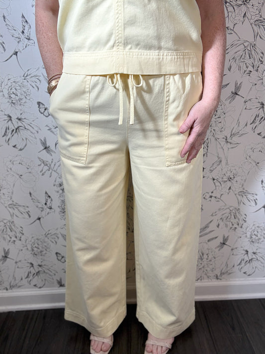 Daycation Pant in Yellow