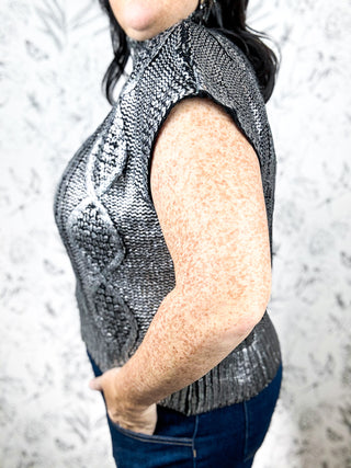Gilded Cable Mock Neck | Charcoal