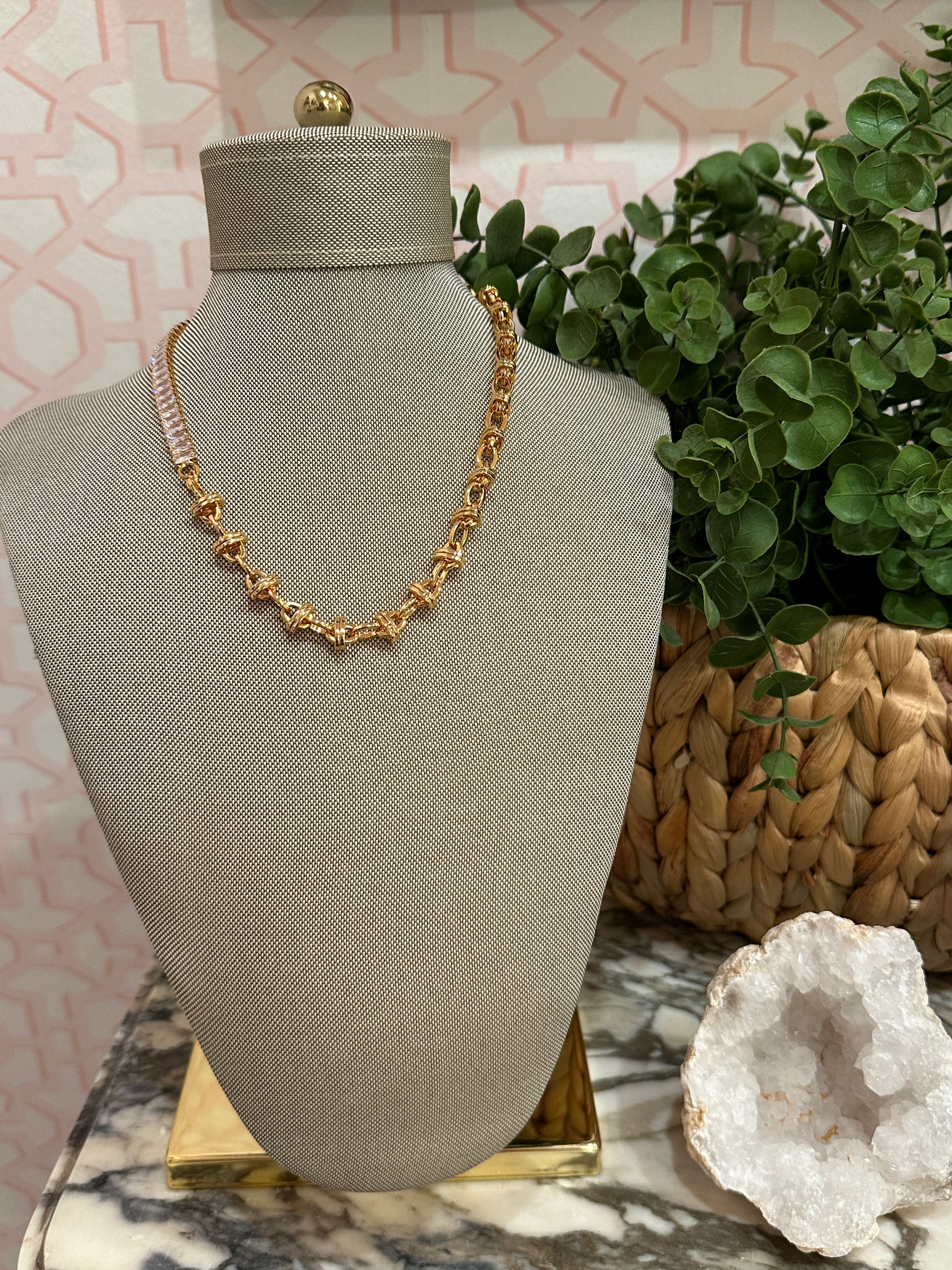 Eliana Necklace - Best & Co. Boutique