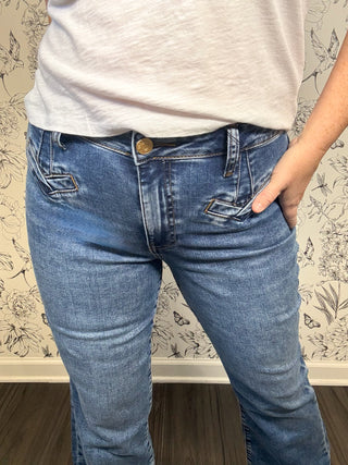 Kelsey Faux V-Welt Pockets