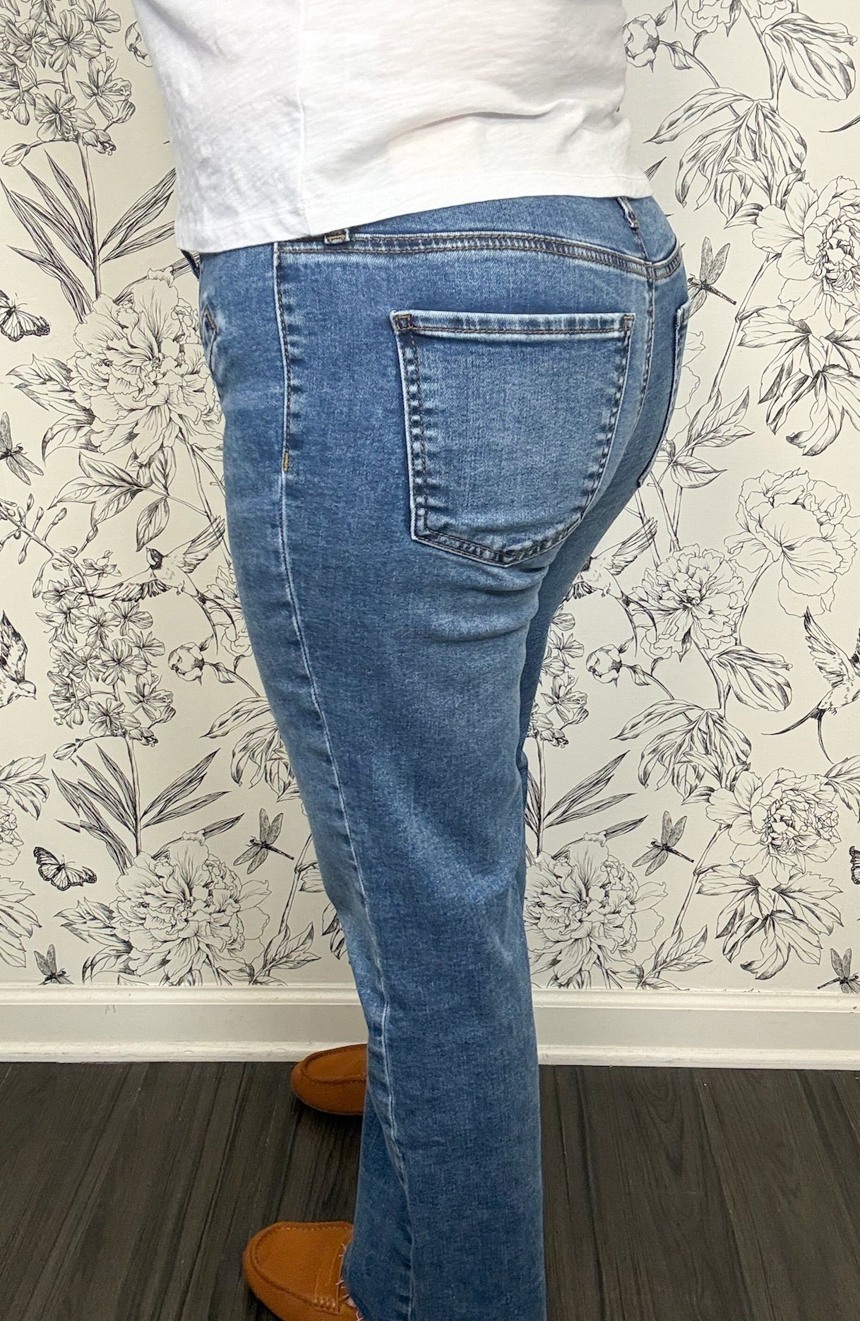 Kelsey Faux V-Welt Pockets