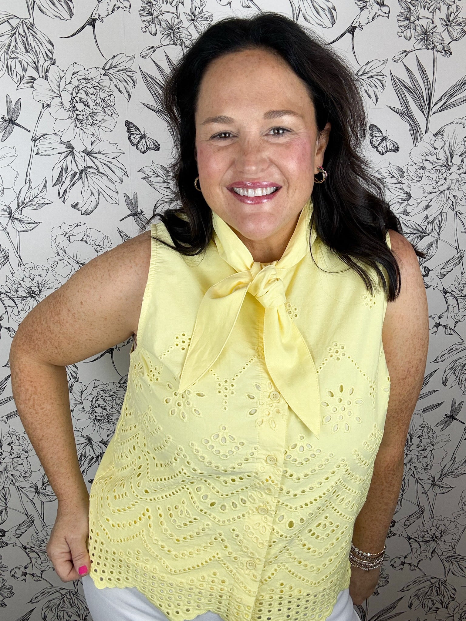yellow tie sleeveless eyelet blouse ENTRO