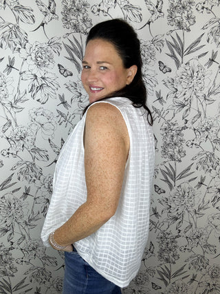 Cloud Line White Tank