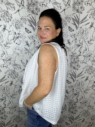Cloud Line White Tank