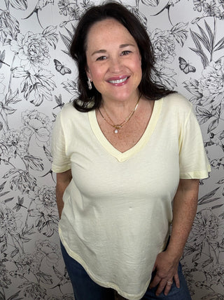 Elara Tee in Pineapple