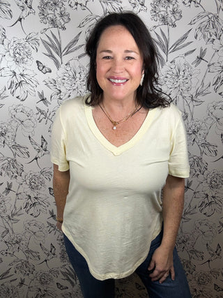 Elara Tee in Pineapple
