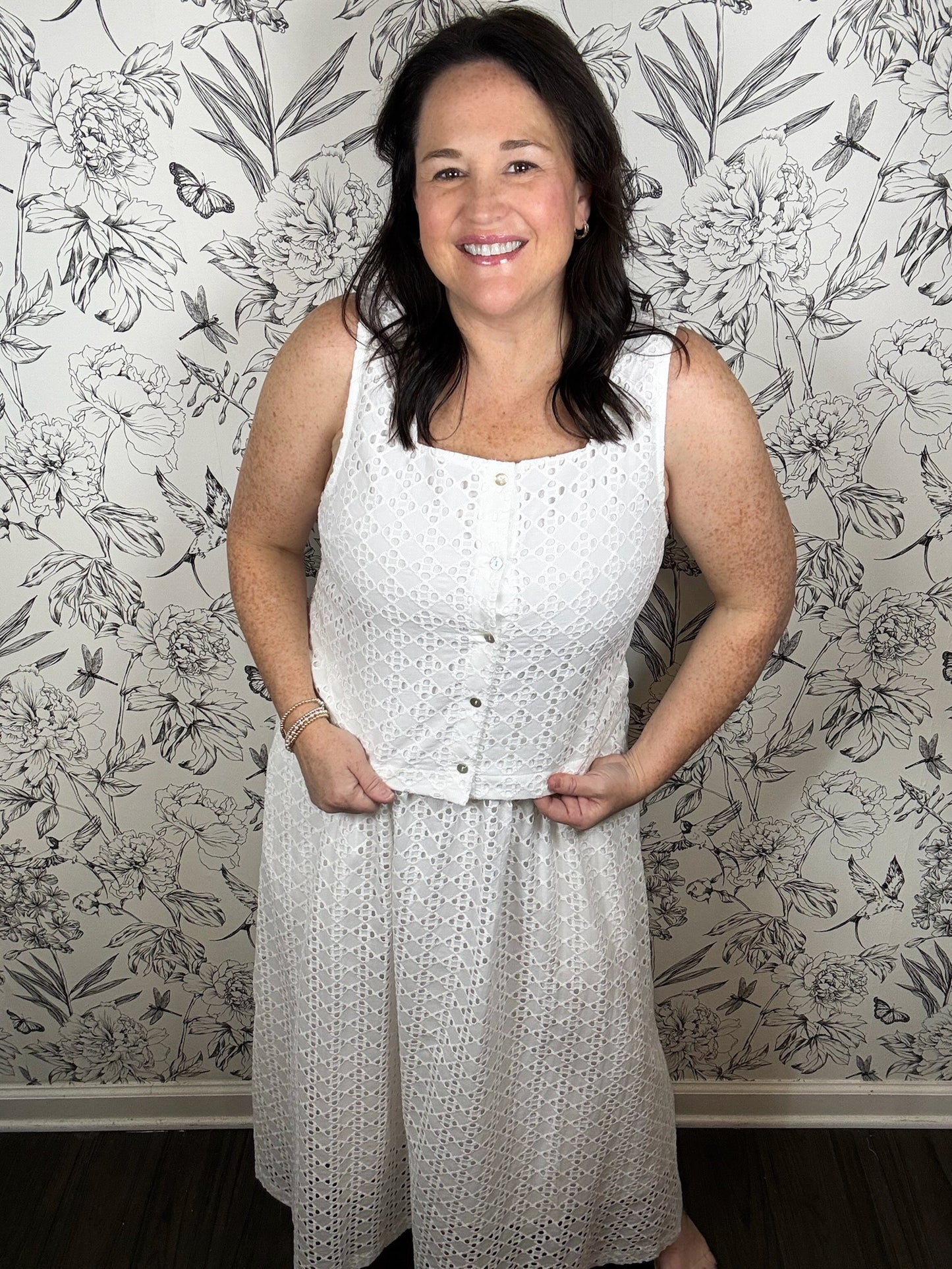 Heirloom Eyelet Shell