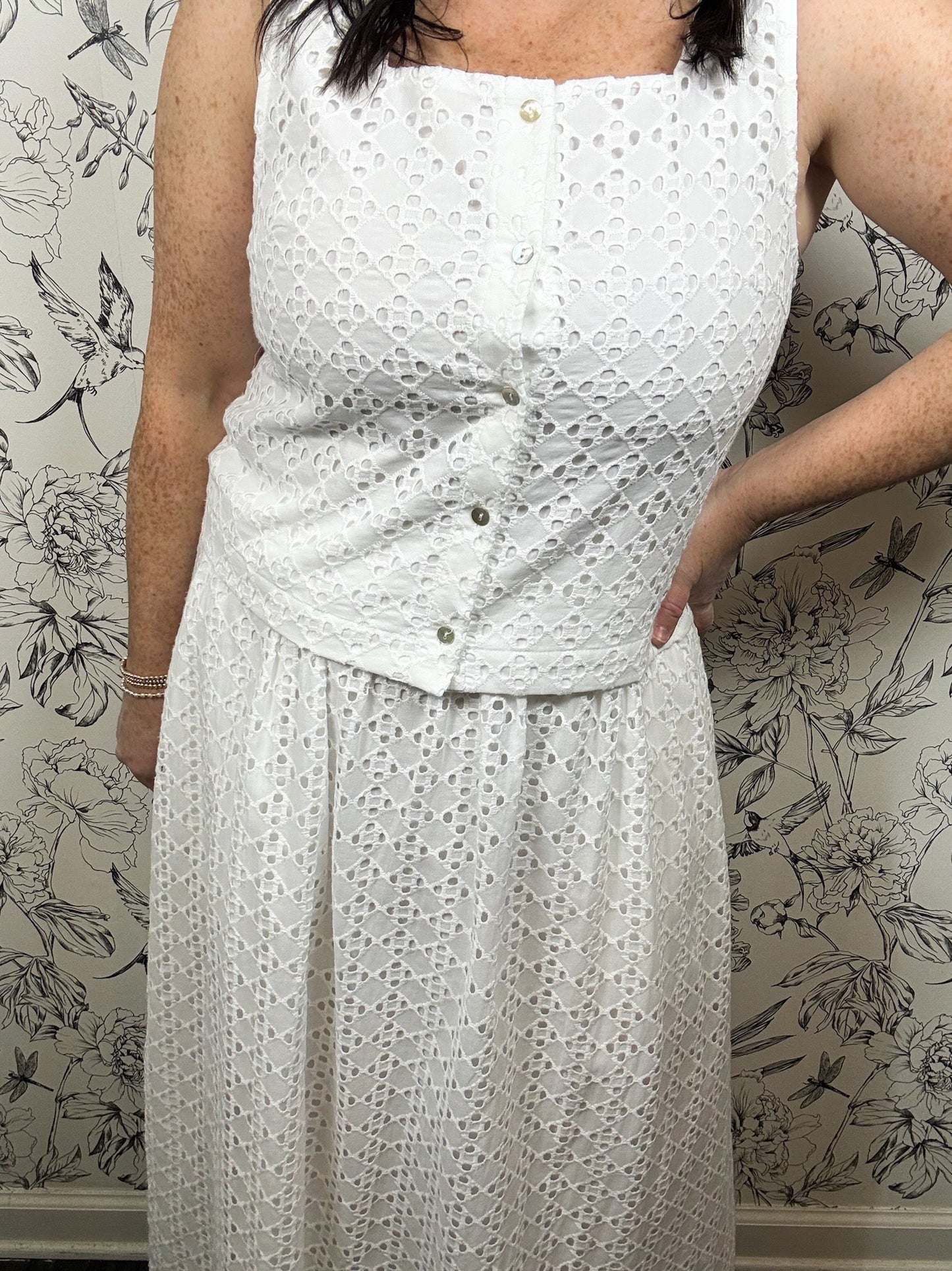 Heirloom Eyelet Shell