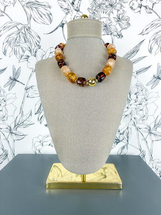 Lumi in Amber Treasure jewels beaded necklace amber, brown, gold