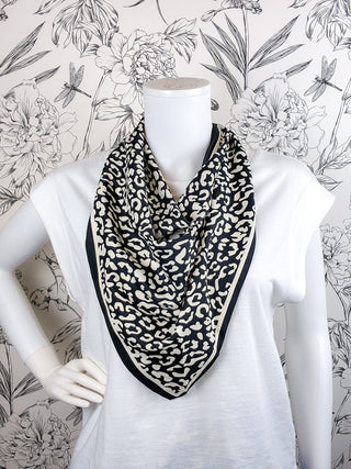 Triangle Scarf | Versatile 59" Black & White Animal Print BC BAGS