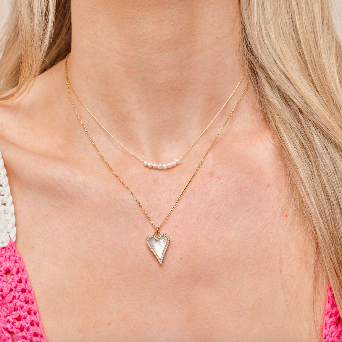 White Shell Heart Necklace | Gold