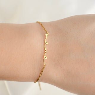 Dainty Mama Bracelet