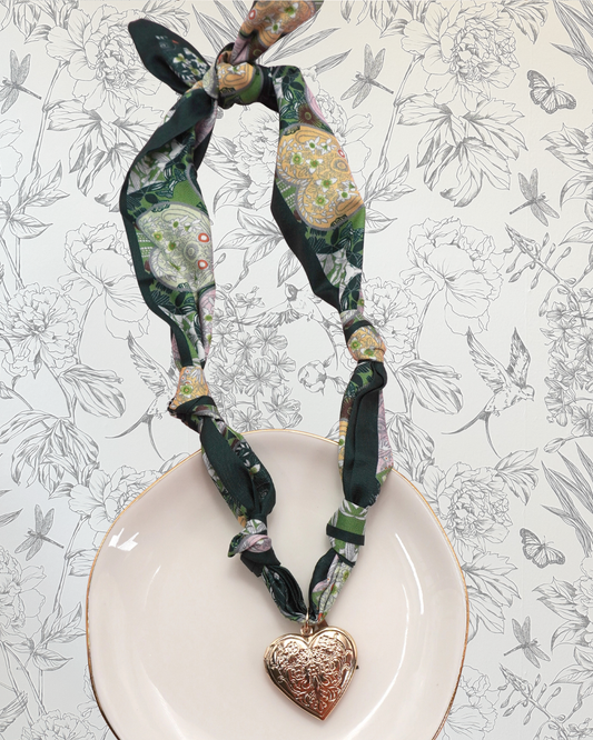 Filigree Heart Charm Green Scarf Necklace